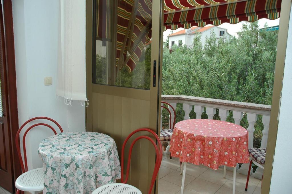 Apartments Jurina Krk Town Rom bilde